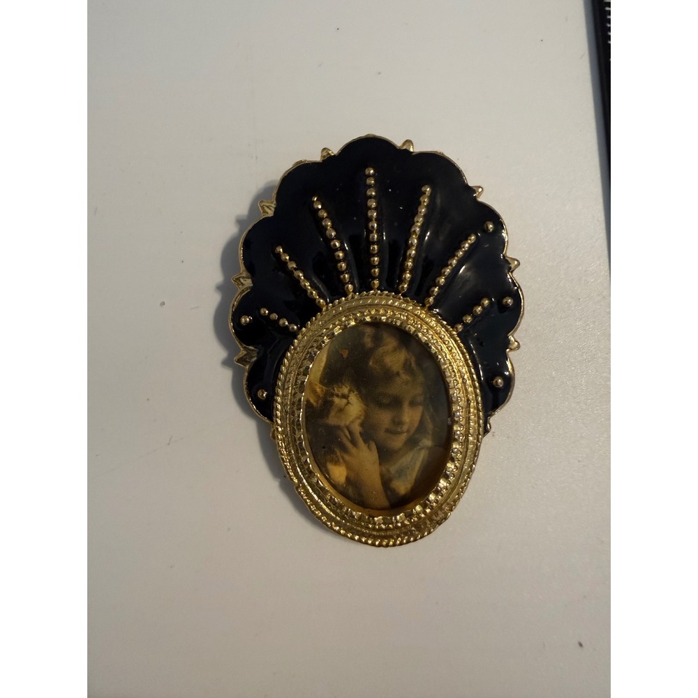 Vintage LMC Gold Tone Black Enamel Victorian Girl Cat Portrait Brooch Pendant